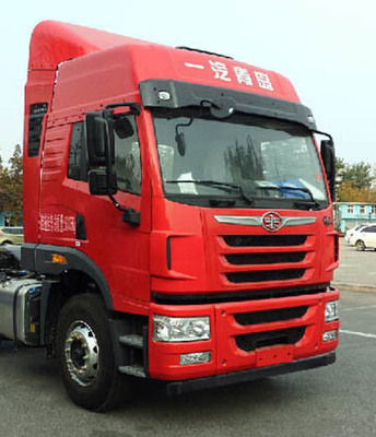 解放CA4183P1K15XE5A80集裝箱半掛牽引車 高效運輸?shù)男逻x擇